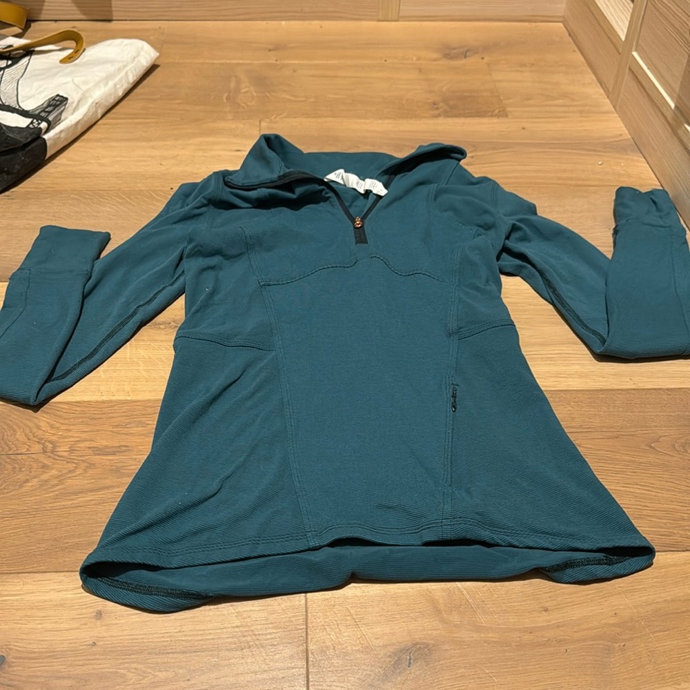 green lululemon velvety half zip.